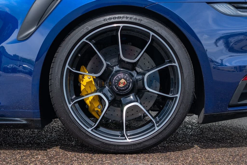 2023 Porsche 992 Turbo - Image 8 of 31