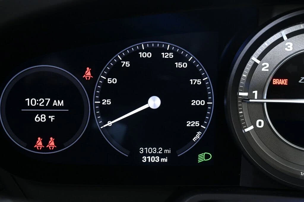 2023 Porsche 992 Turbo - Image 13 of 31