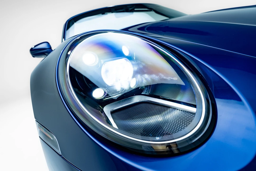 2023 Porsche 992 Turbo - Image 25 of 31