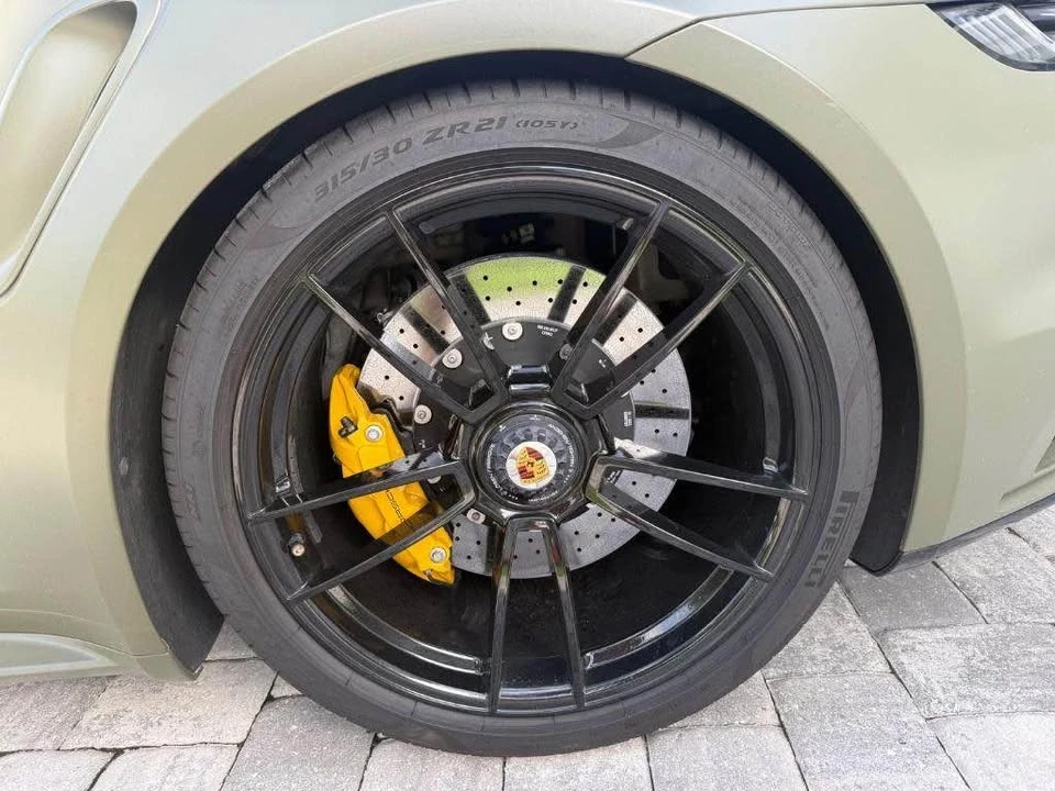 2023 Porsche 992 Turbo - Image 6 of 7