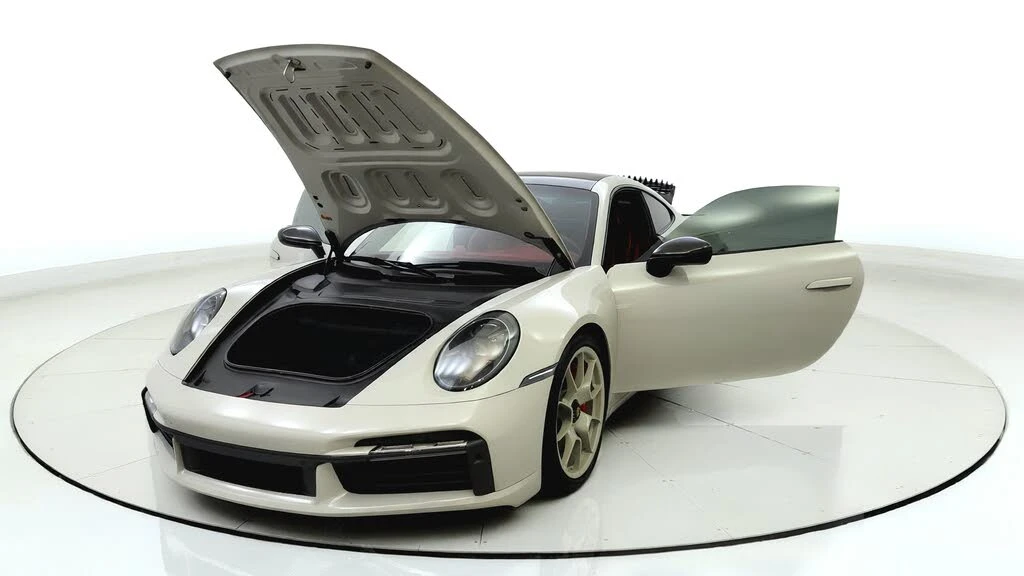2023 Porsche 992 Turbo - Image 10 of 29