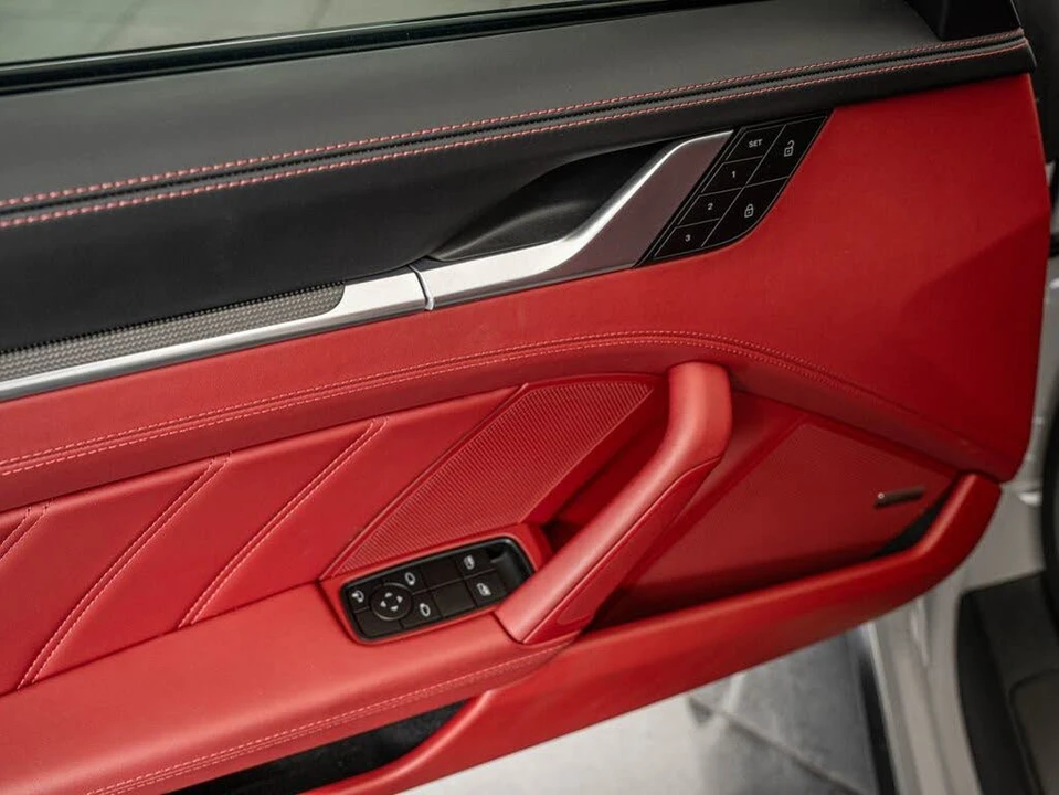 2023 Porsche 992 Turbo - Image 29 of 31