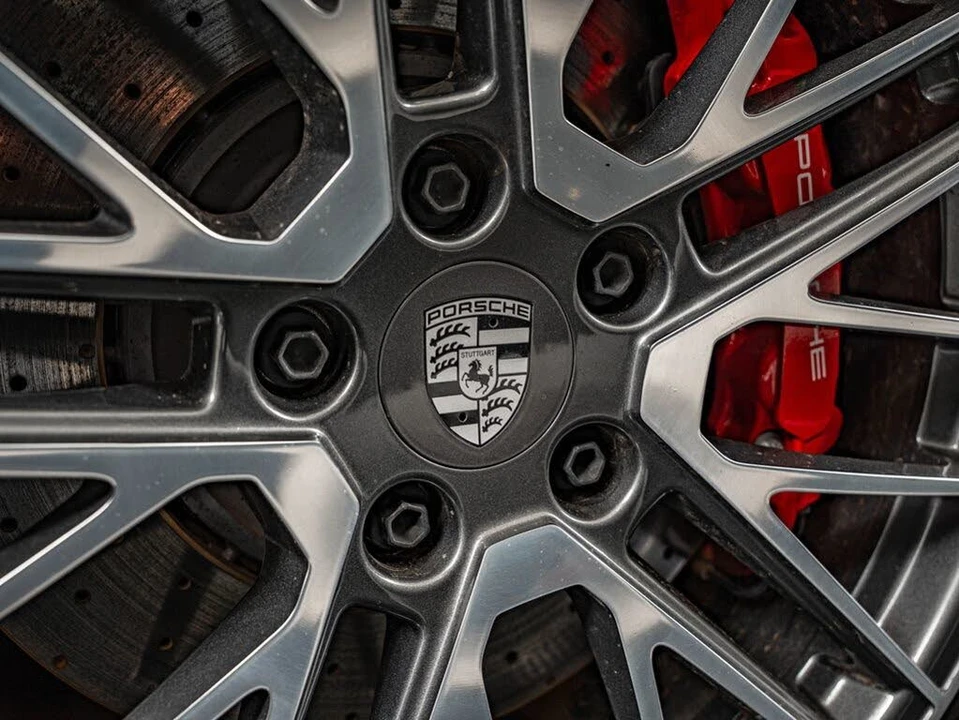 2023 Porsche 992 Turbo - Image 13 of 31