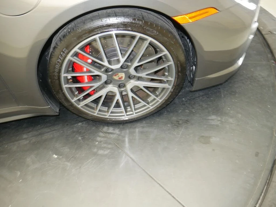 2023 Porsche 992 Turbo - Image 19 of 31