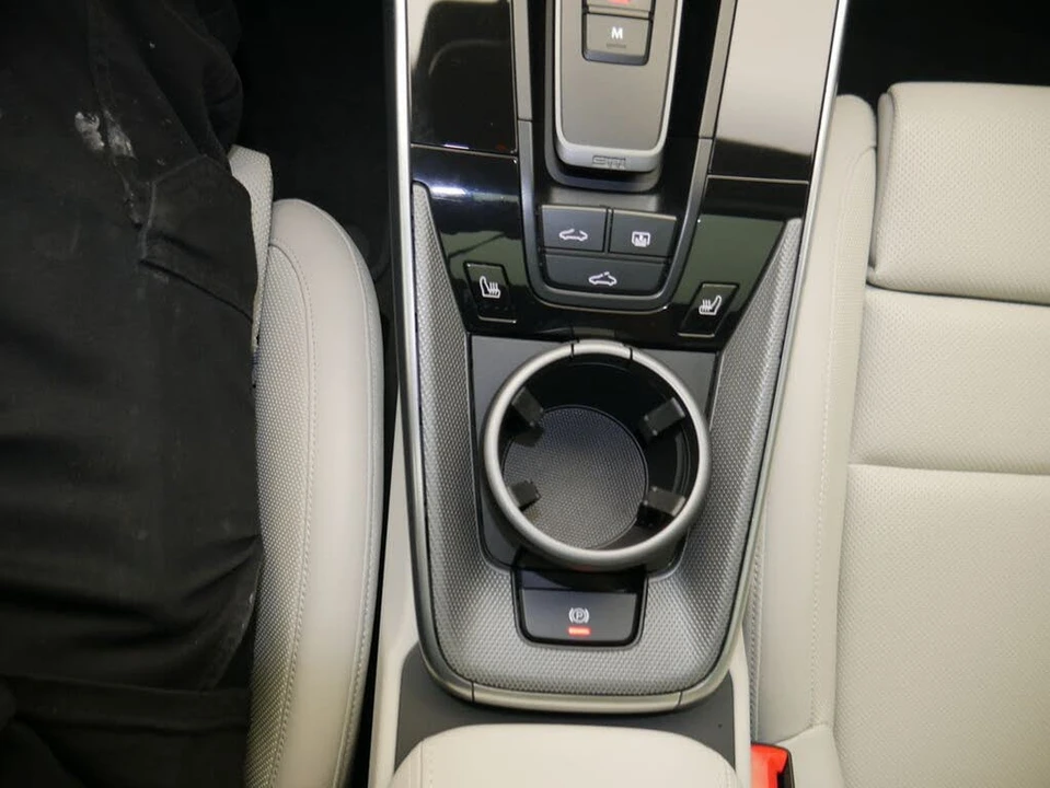 2023 Porsche 992 Turbo - Image 27 of 31