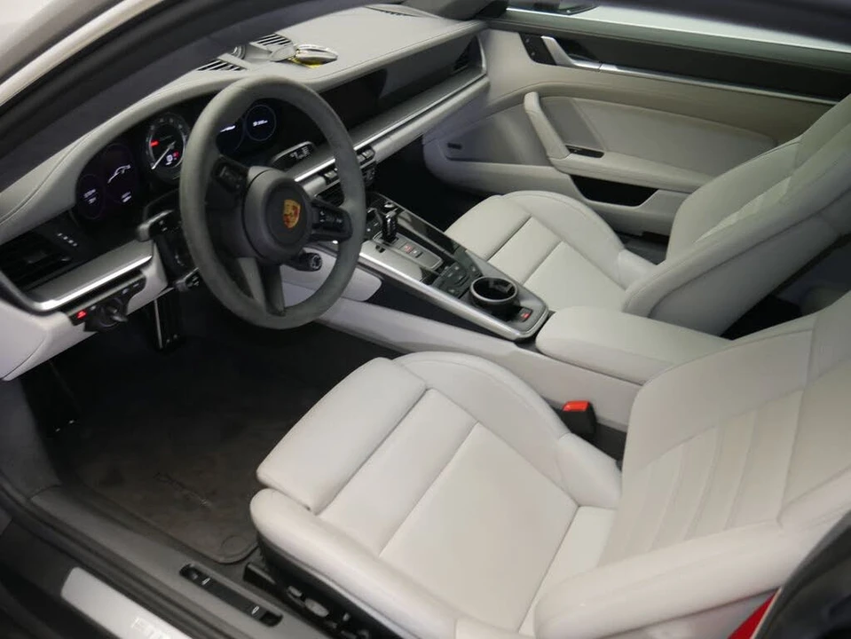 2023 Porsche 992 Turbo - Image 7 of 31