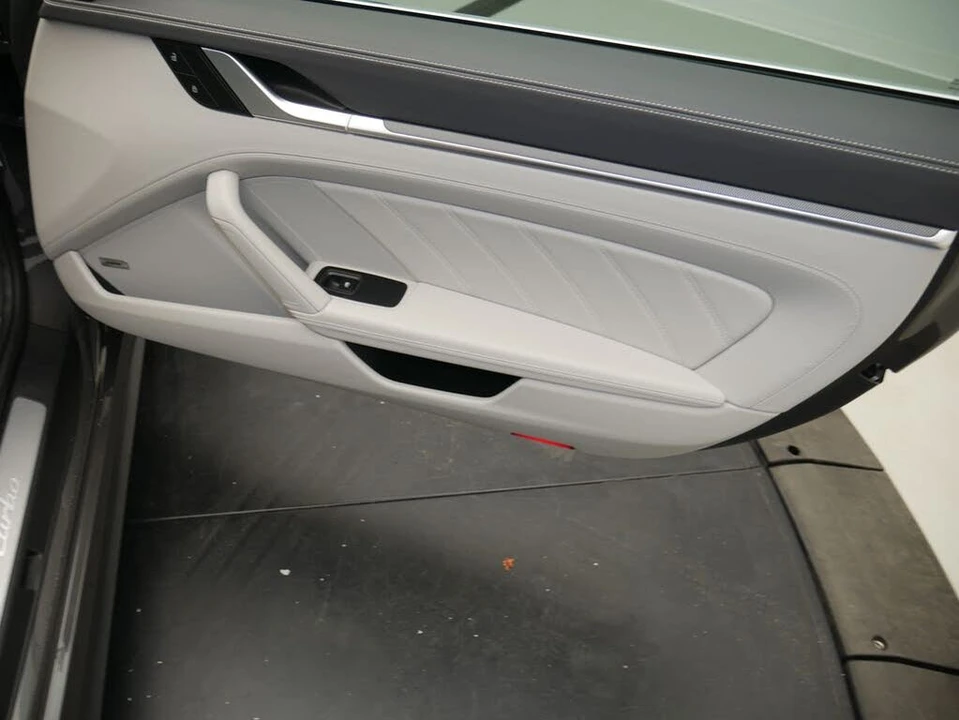 2023 Porsche 992 Turbo - Image 20 of 31