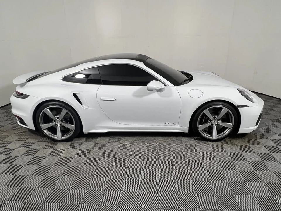 2023 Porsche 992 Turbo - Image 8 of 25