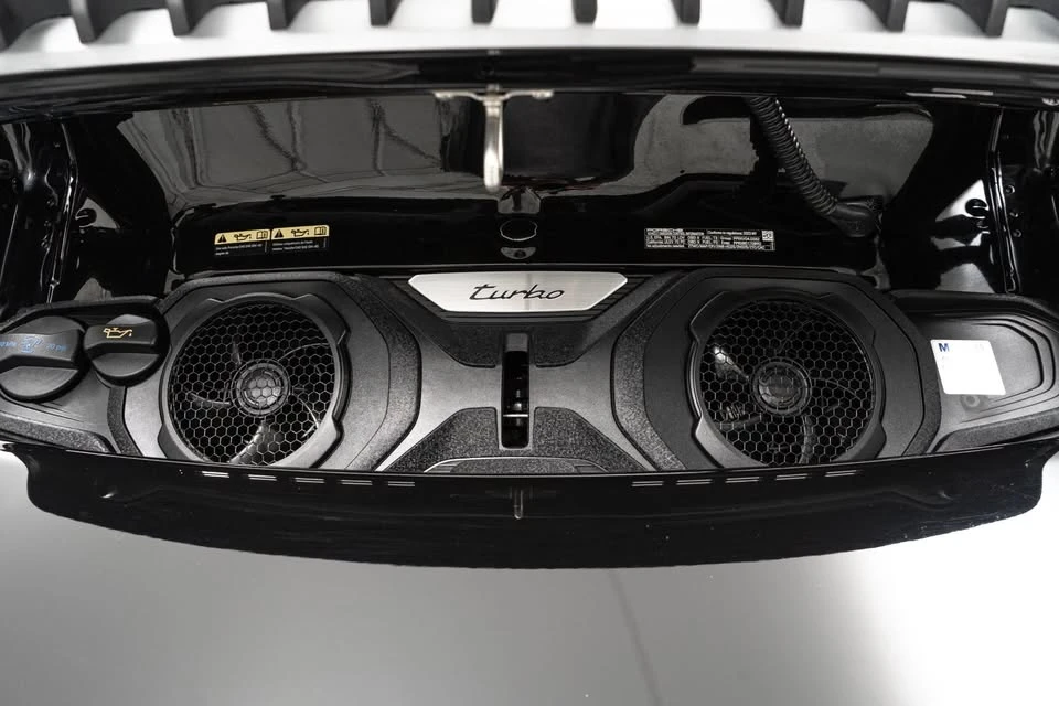2023 Porsche 992 Turbo - Image 11 of 19