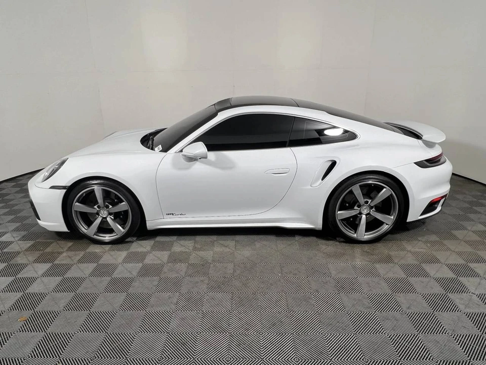 2023 Porsche 992 Turbo - Image 2 of 5