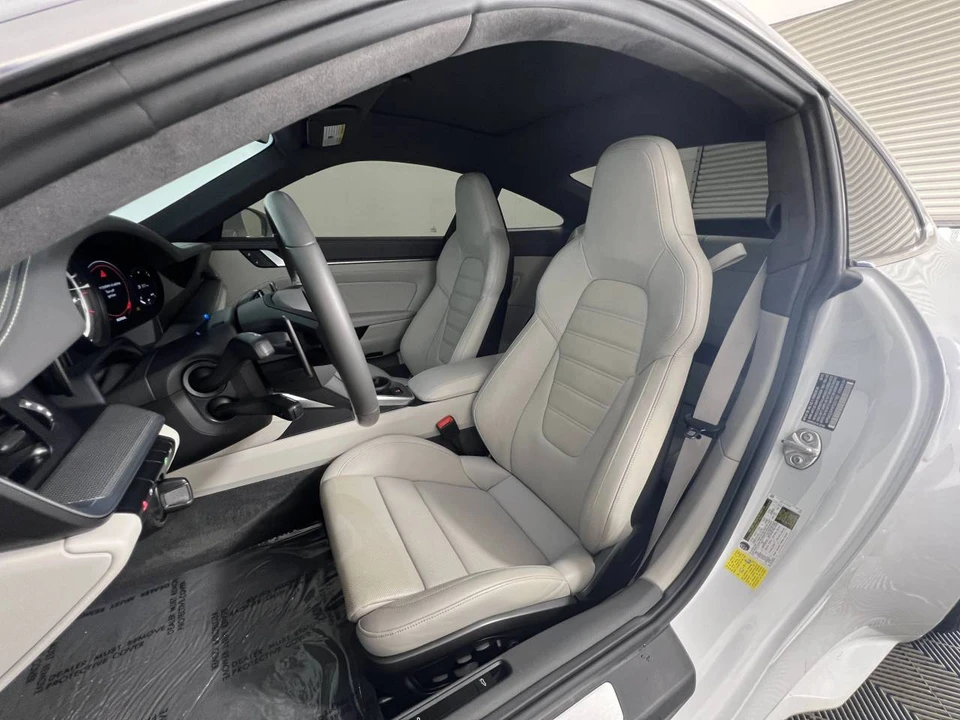 2023 Porsche 992 Turbo - Image 5 of 5