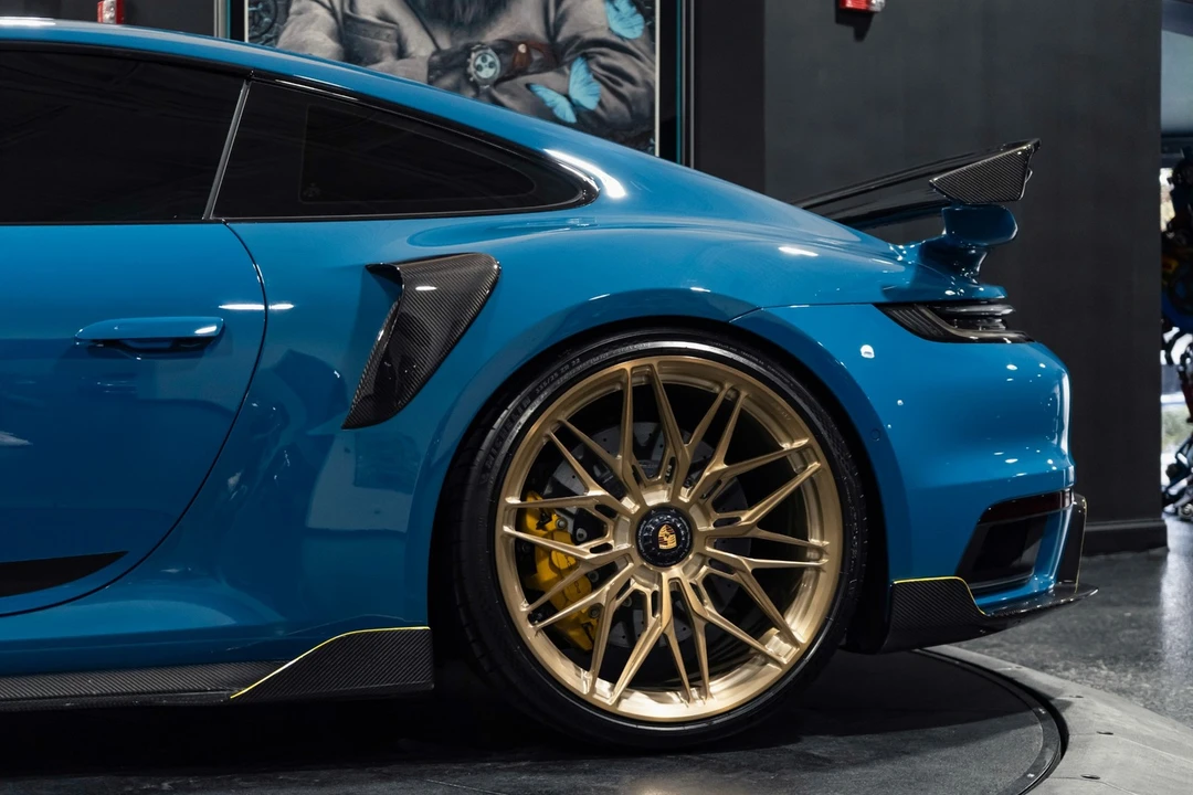 2023 Porsche 992 Turbo S - Image 19 of 31