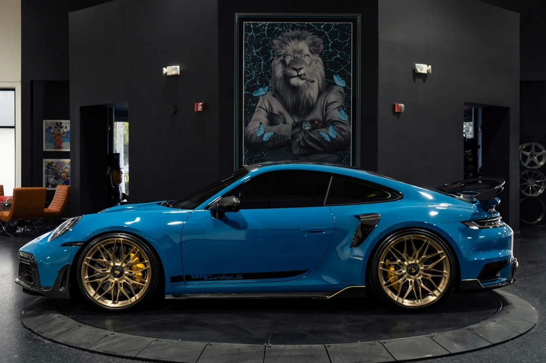 2023 Porsche 992 Turbo S - Image 29 of 31