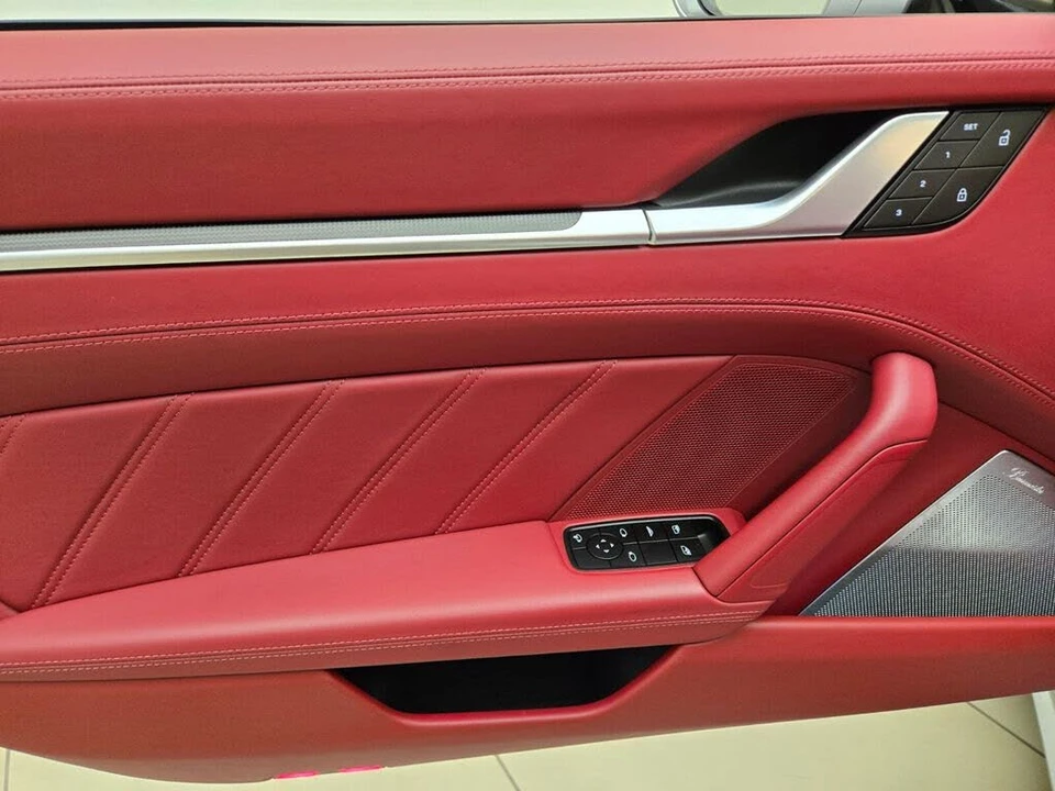 2023 Porsche 992 Turbo S - Image 30 of 31