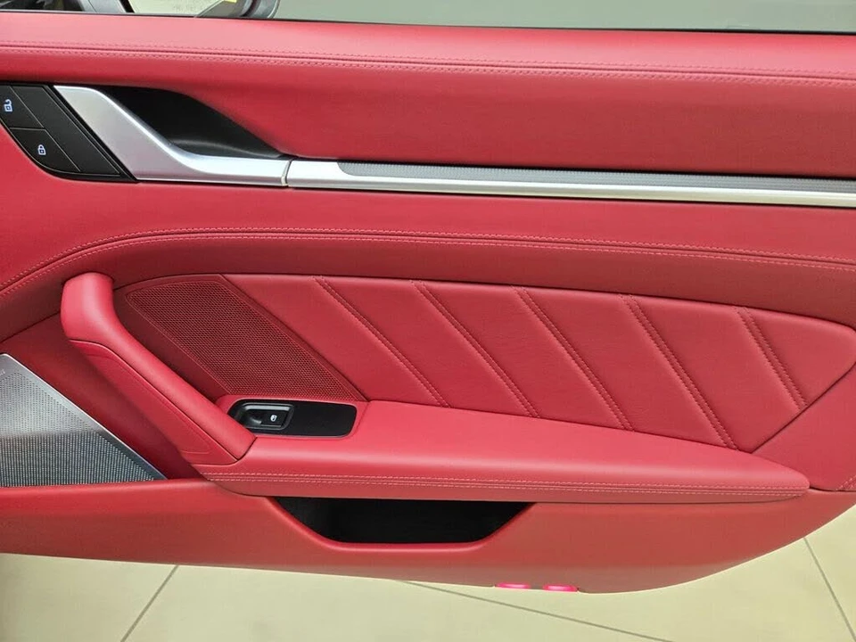 2023 Porsche 992 Turbo S - Image 27 of 31