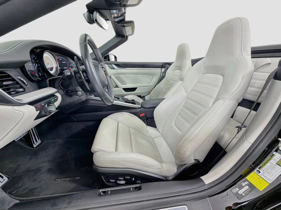 2023 Porsche 992 Turbo S - Image 4 of 5