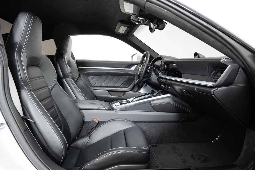 2023 Porsche 992 Turbo S - Image 19 of 31
