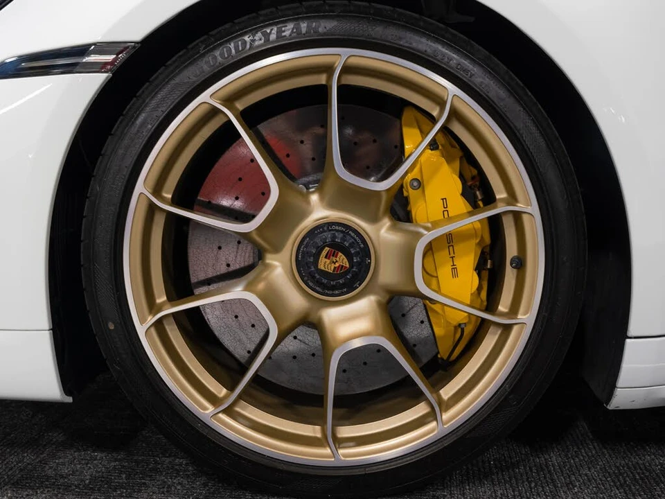 2023 Porsche 992 Turbo S - Image 27 of 31