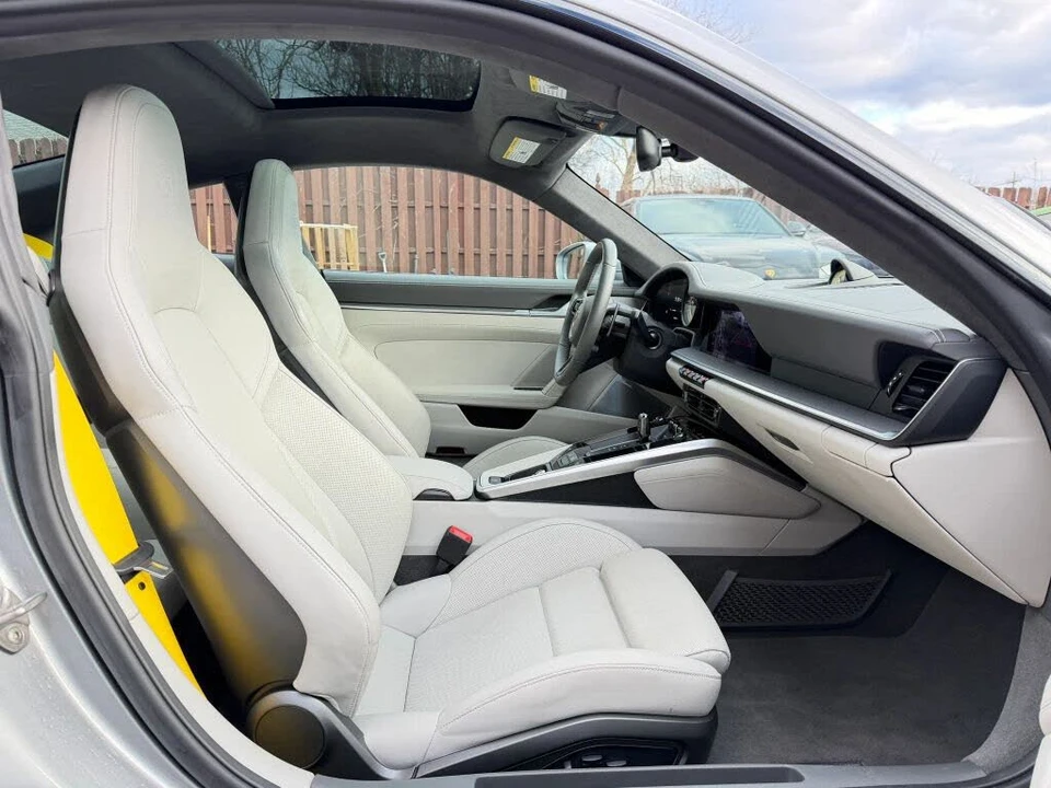 2023 Porsche 992 Turbo S - Image 25 of 31