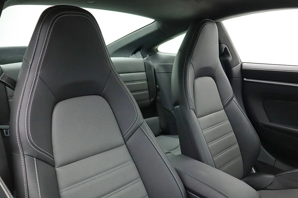 2023 Porsche 992 Turbo S - Image 28 of 31