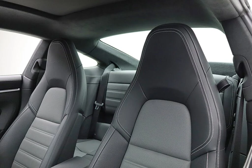 2023 Porsche 992 Turbo S - Image 26 of 31