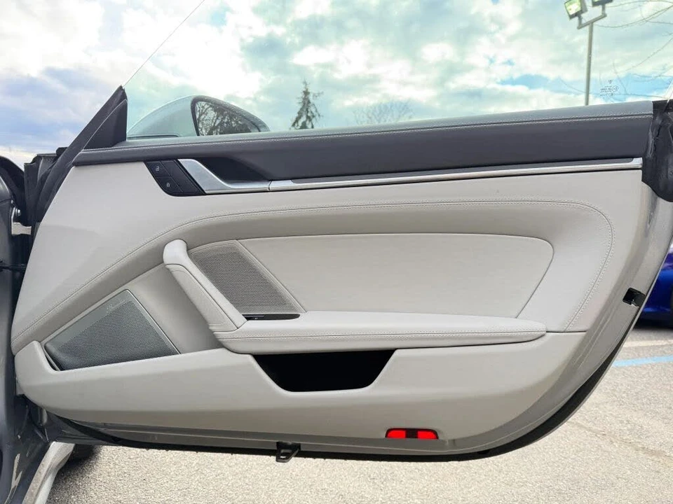2023 Porsche 992 Turbo S - Image 24 of 31