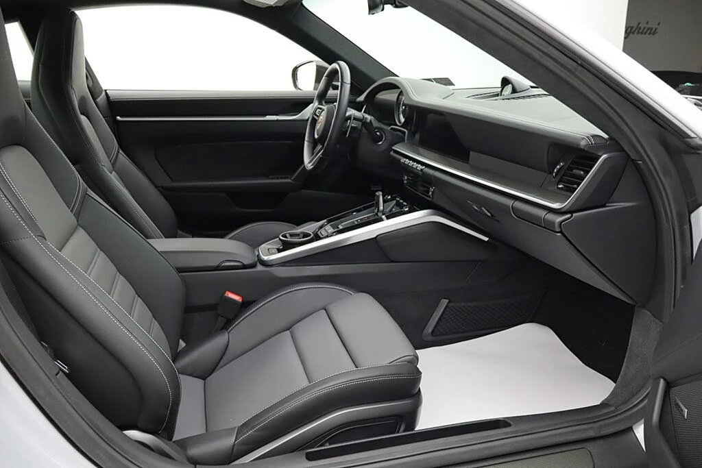 2023 Porsche 992 Turbo S - Image 29 of 31