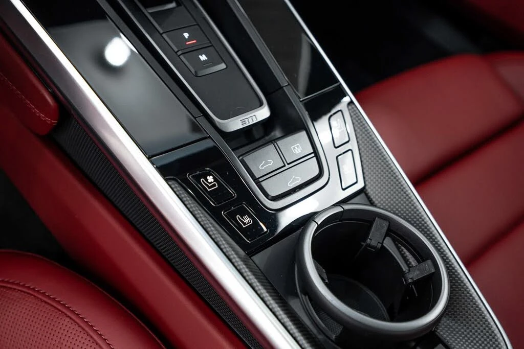 2023 Porsche 992 Turbo S - Image 18 of 27