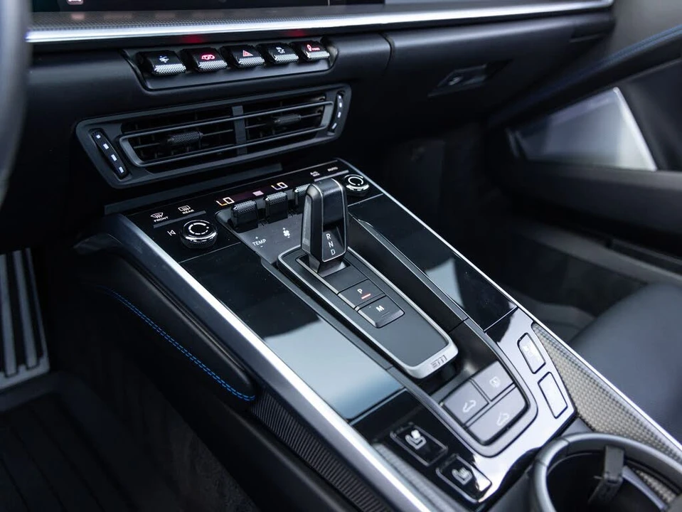 2023 Porsche 992 Turbo S - Image 18 of 31