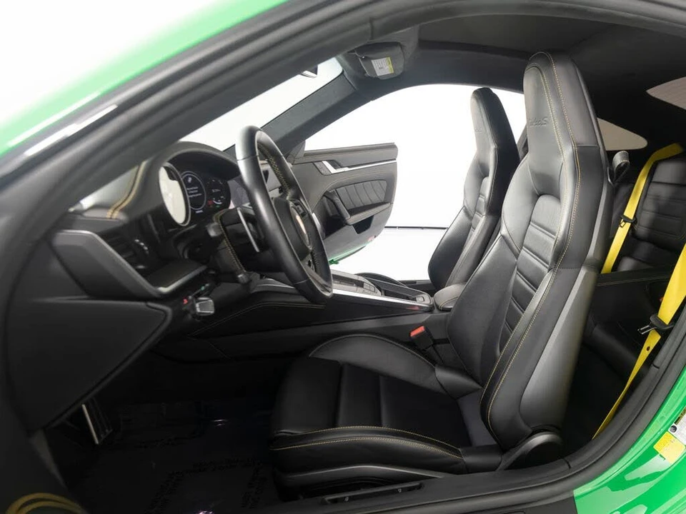 2023 Porsche 992 Turbo S - Image 18 of 31