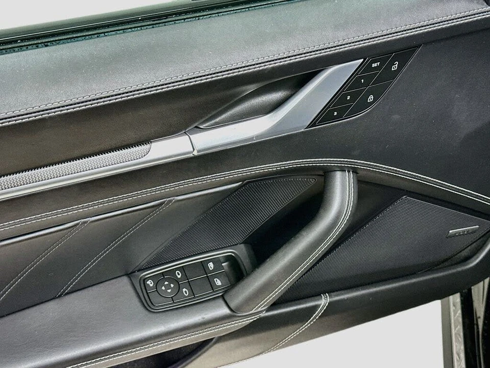 2023 Porsche 992 Turbo S - Image 19 of 31