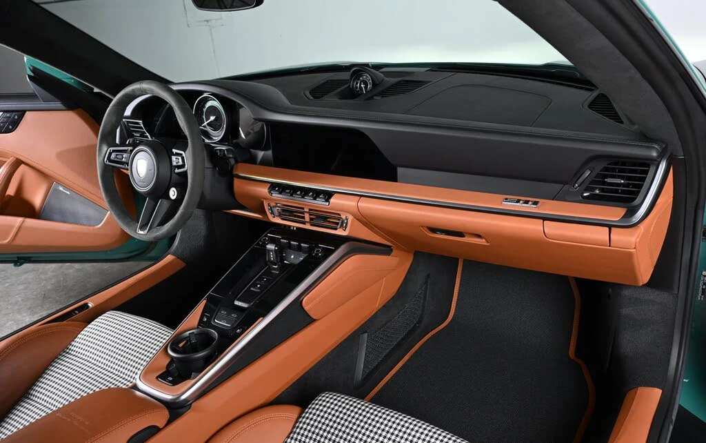 2023 Porsche 992 Turbo S - Image 15 of 30