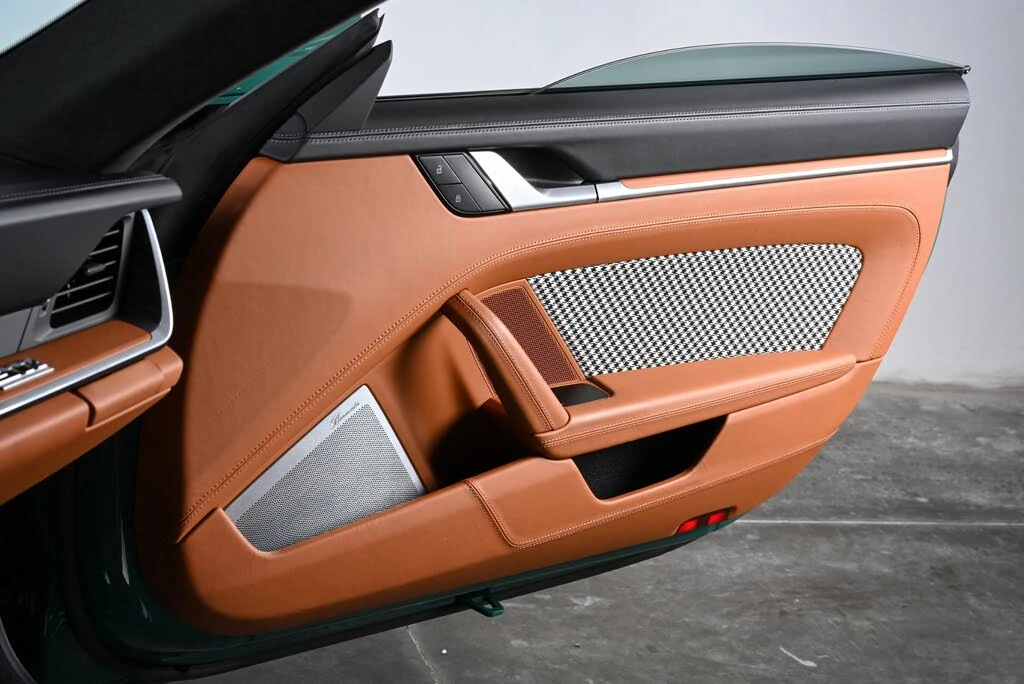 2023 Porsche 992 Turbo S - Image 18 of 30