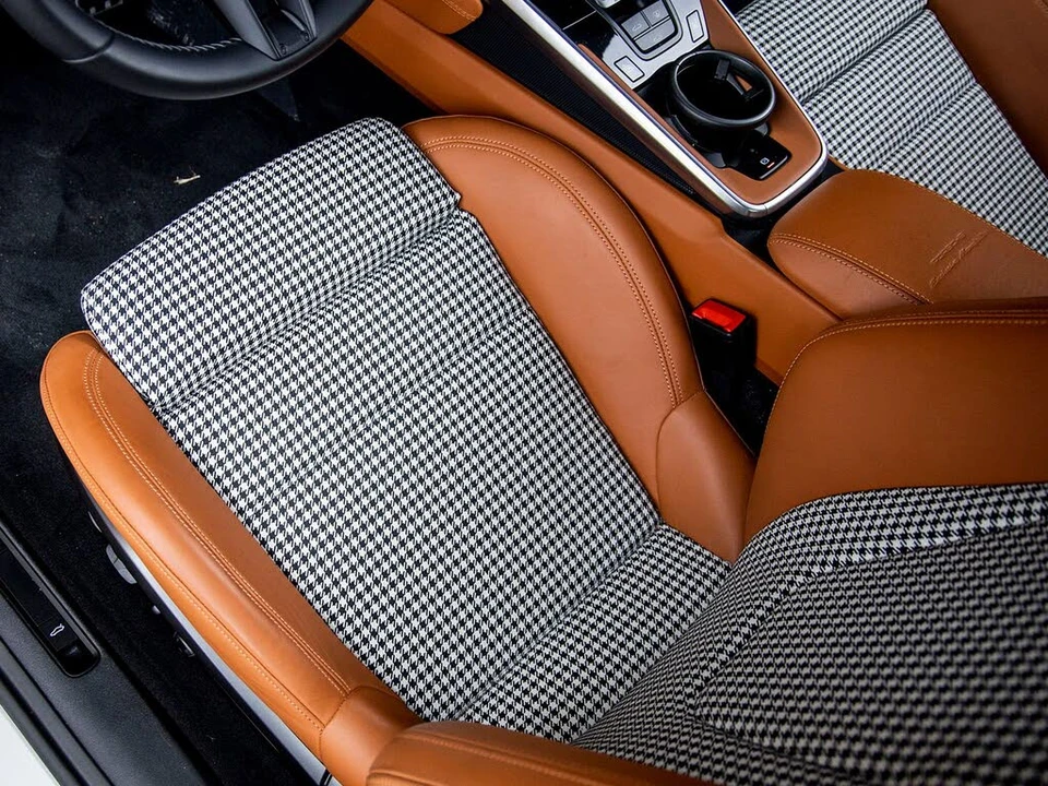2023 Porsche 992 Turbo S - Image 20 of 31