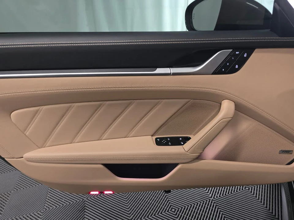 2023 Porsche 992 Turbo S - Image 29 of 31