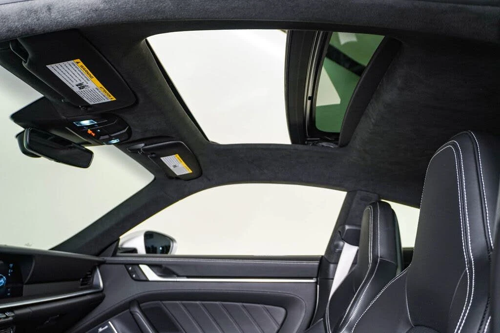 2023 Porsche 992 Turbo S - Image 18 of 31