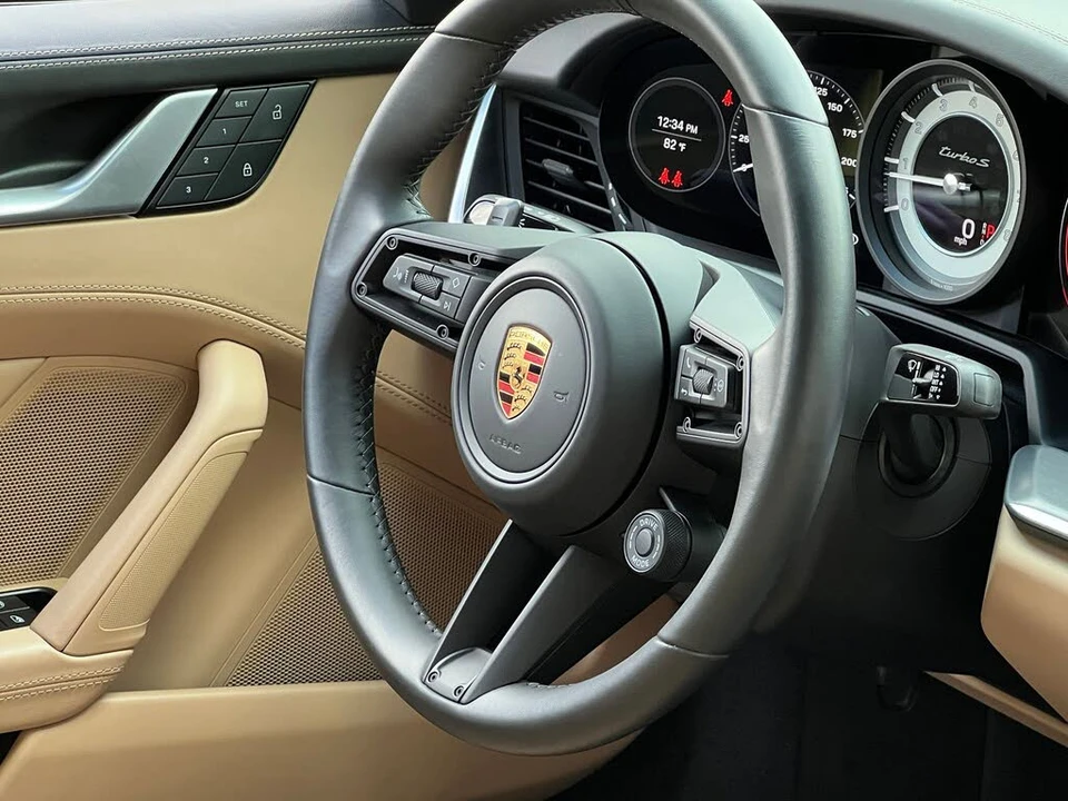 2023 Porsche 992 Turbo S - Image 21 of 31
