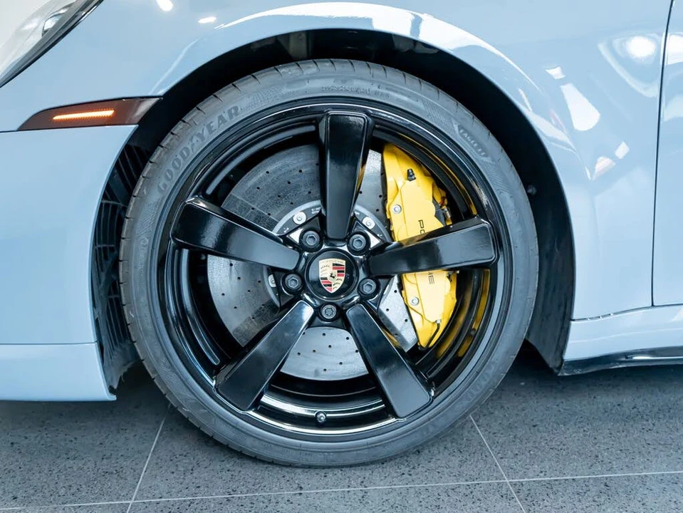 2023 Porsche 992 Turbo S - Image 11 of 31