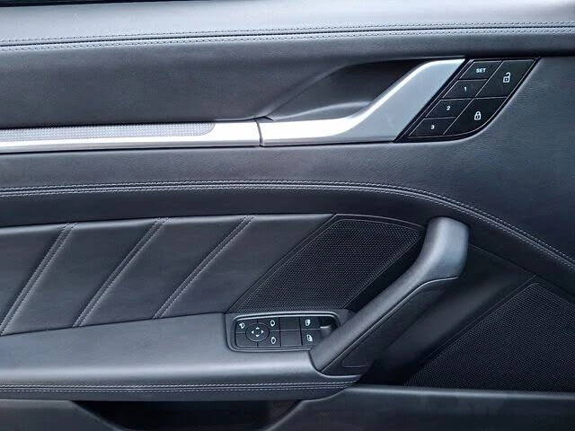 2023 Porsche 992 Turbo S - Image 16 of 31