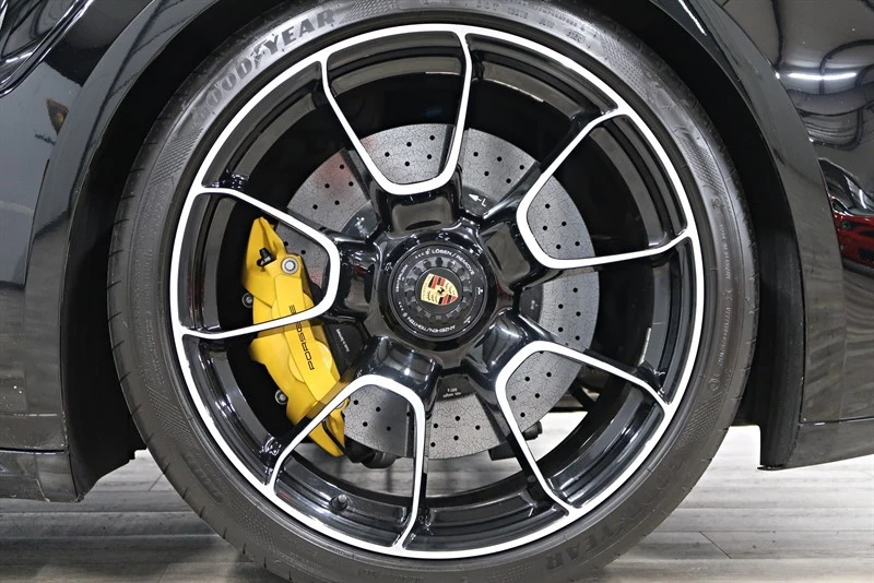 2023 Porsche 992 Turbo S - Image 18 of 31