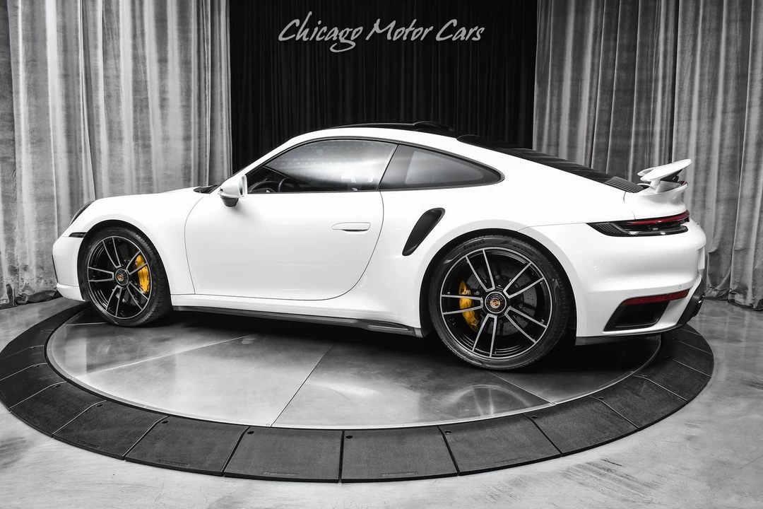 2023 Porsche - Image 3 of 31
