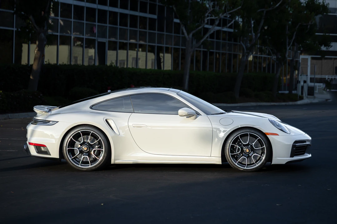 2023 Porsche 992 Turbo S - Image 17 of 31