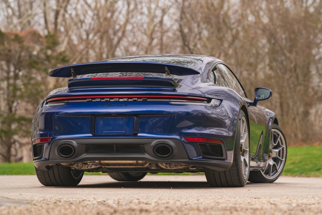 2023 Porsche 992 Turbo S - Image 19 of 31