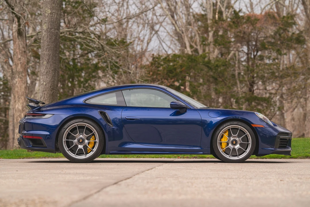 2023 Porsche 992 Turbo S - Image 25 of 31