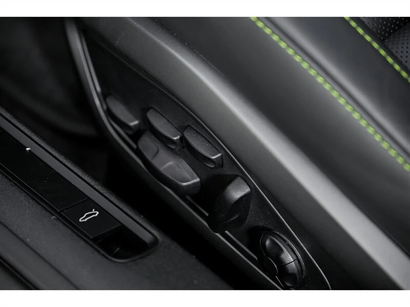 2023 Porsche 992 Turbo S - Image 20 of 31