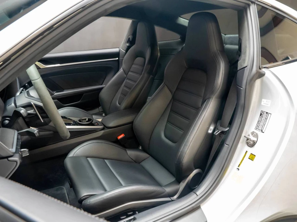 2023 Porsche 992 Turbo S - Image 5 of 5
