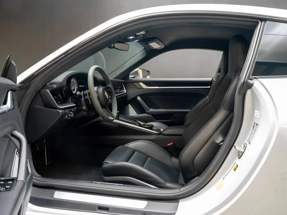 2023 Porsche 992 Turbo S - Image 4 of 5
