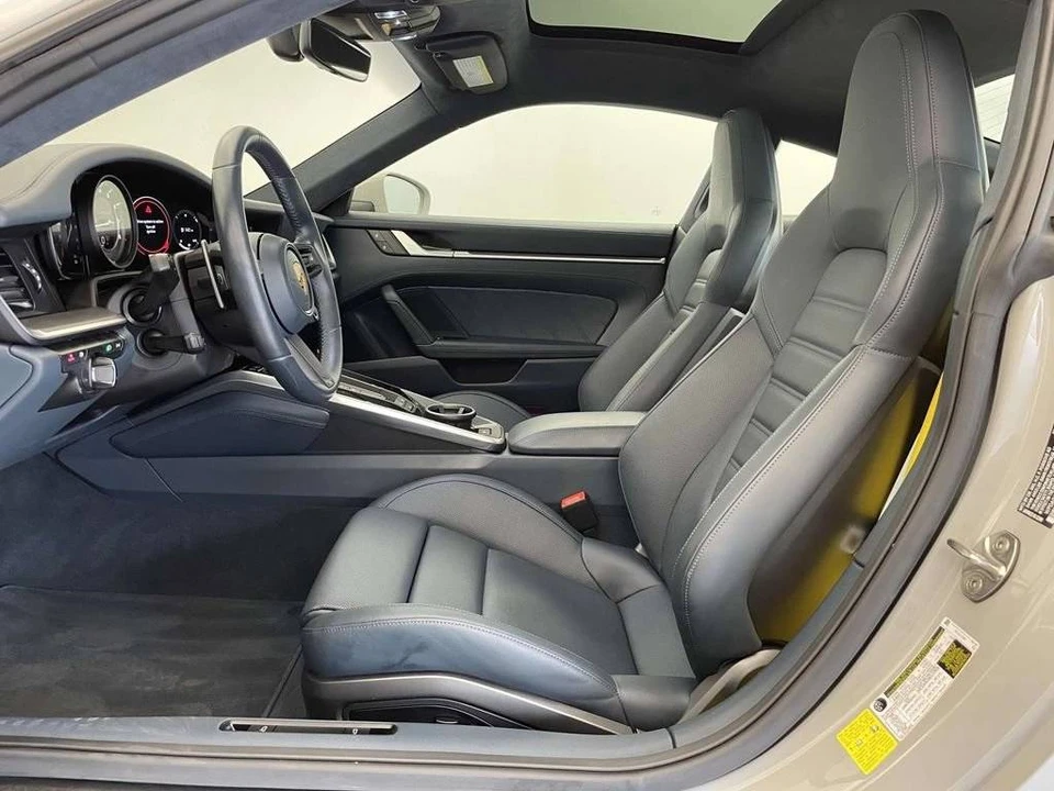 2023 Porsche 992 Turbo S - Image 5 of 5
