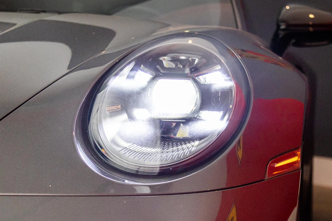 2023 Porsche 992 Turbo S - Image 11 of 31