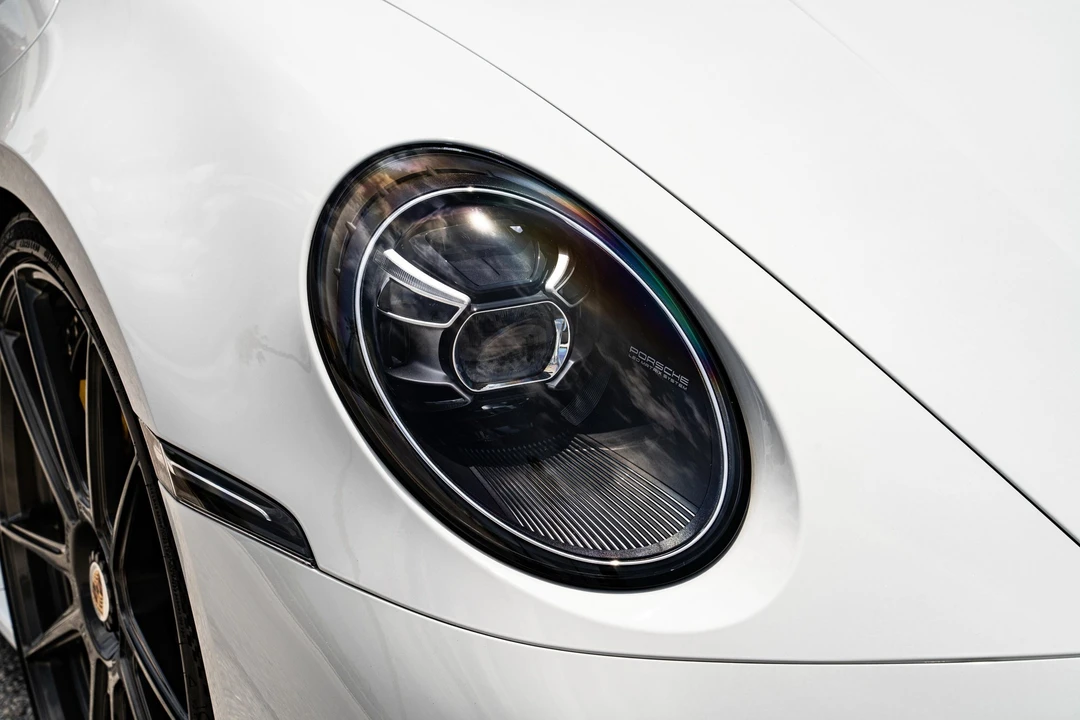 2024 Porsche 992 Turbo S - Image 26 of 31